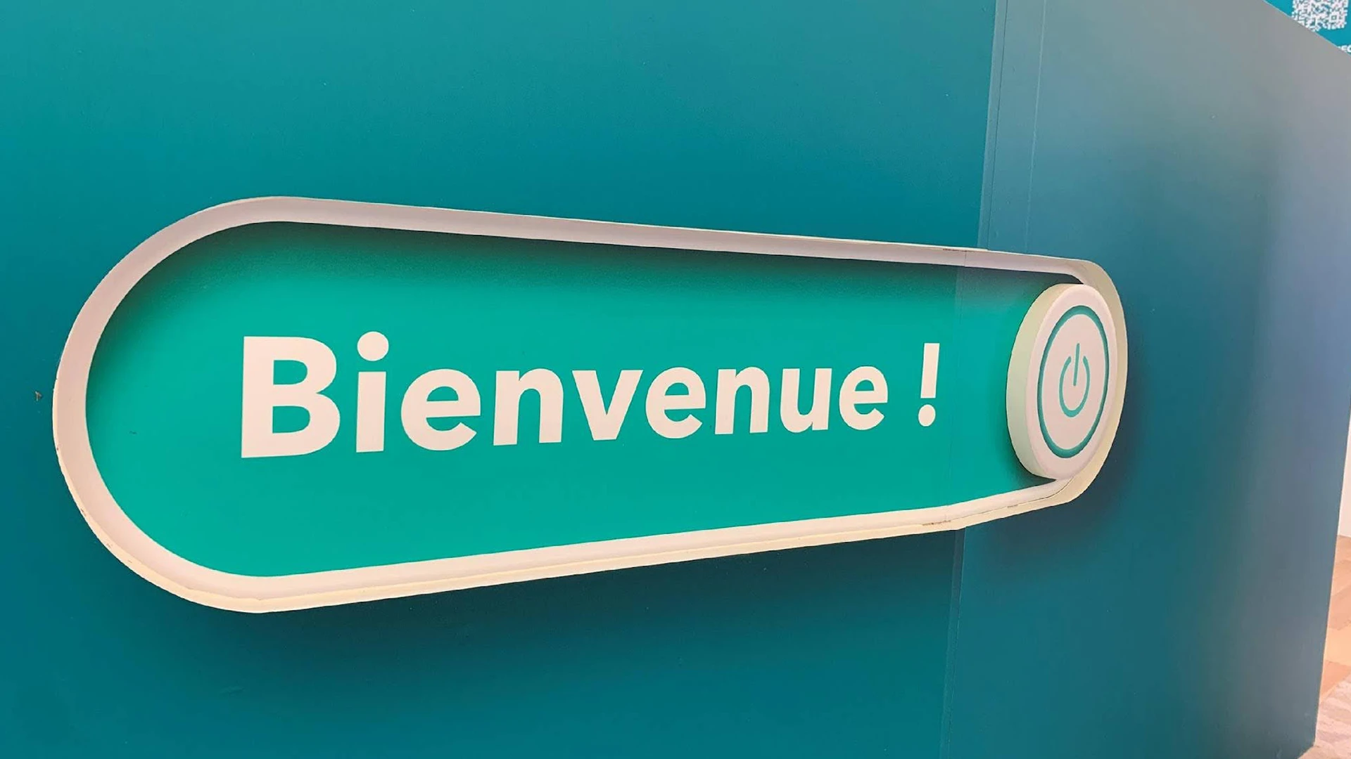 Réalisation du stand ELMEX pour le Congrès international de l’Association Dentaire Française Réalisation du stand ELMEX pour le Congrès international de l’Association Dentaire Française