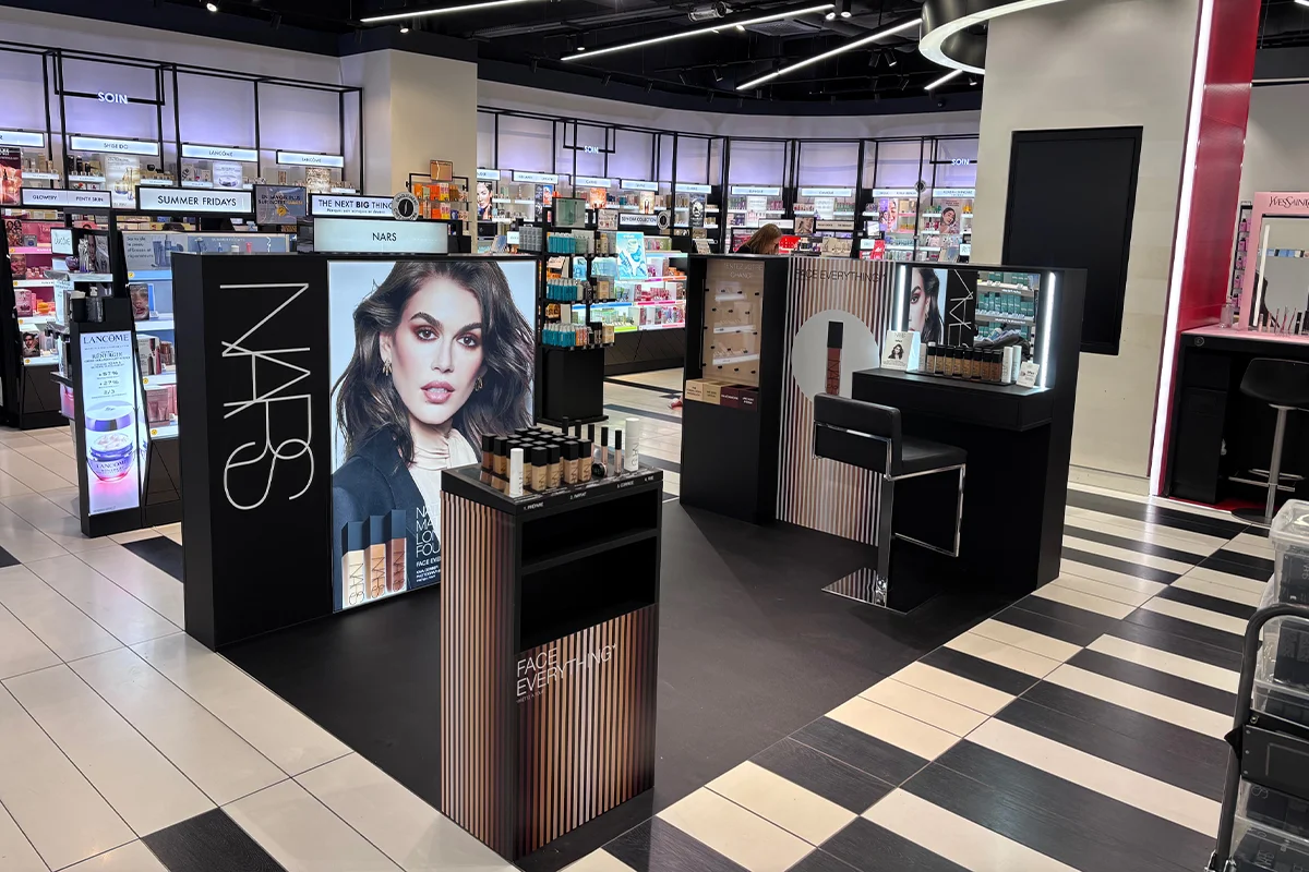 NARS Podium Maison Magence NARS Podium Maison Magence