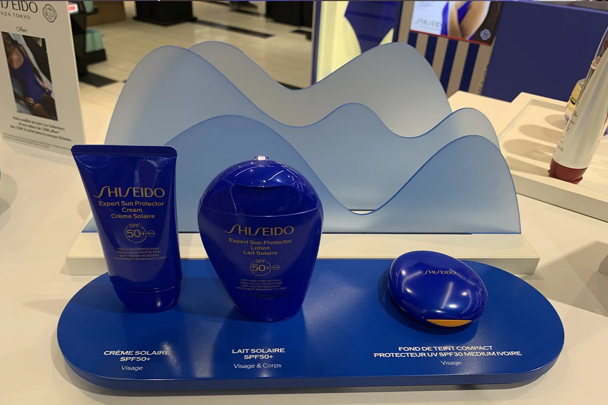 Présentoir SHISEIDO Présentoir SHISEIDO